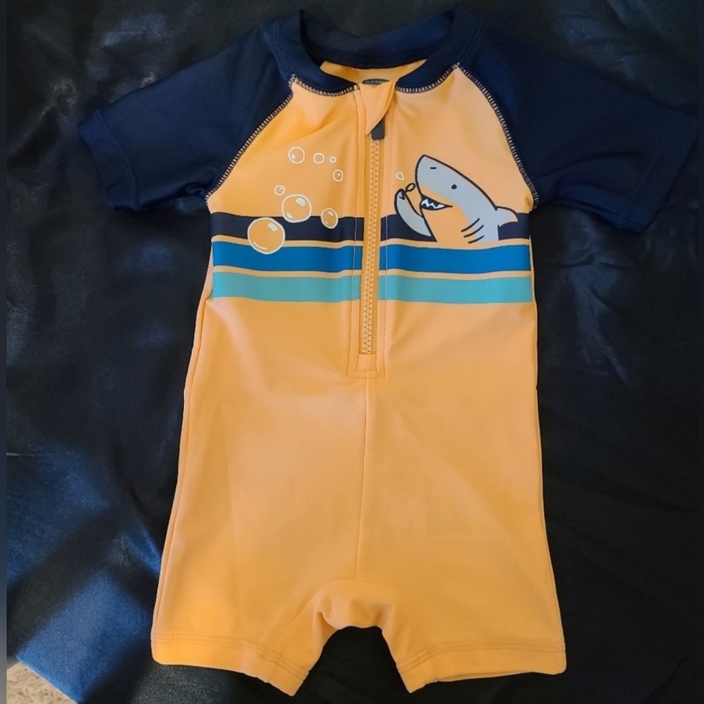 Old Navy Infant Swimwear Bundle - Picture 4 of 9